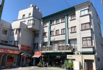 Garden Hotel Yamato has Smoking rooms