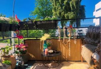 Cozy apartment close to city center with FREE parking and balcony has Balcony rooms