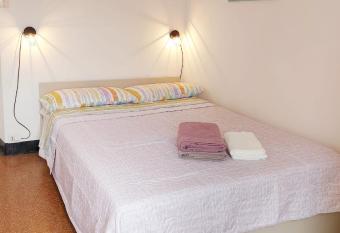 Genova Rooms Brignole D allows 18 year olds to book a room