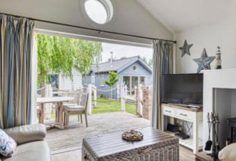 Filey Bay Beach House The Bay Filey has Balcony rooms