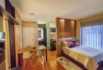 Apartamentos Studio no centro de Foz do Igua  u has Balcony rooms