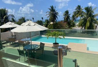 N  ctar de Enseada has Balcony rooms