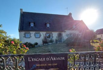 L escale d Armor has Balcony rooms