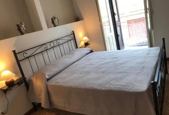 CASA ARUCI has Balcony rooms