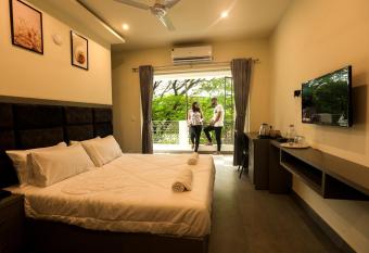 Coastal Pearl Hotel Miramar Panaji has Balcony rooms