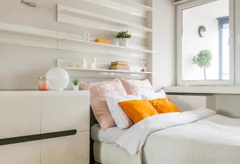 Apartament Z  ota has rooms with a private hot tub