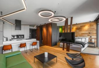 Przestronny apartament w centrum miasta CAPITAL TOWERS Rzesz  w allows 18 year olds to book a room