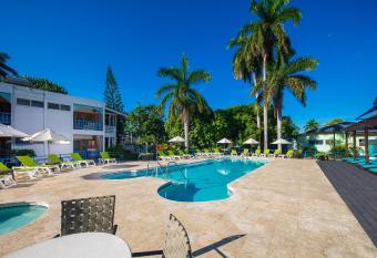 Toby s Resort allows 18 year olds to book a room