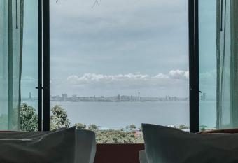 Sunniva has Balcony rooms