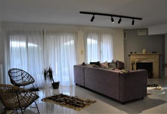 OCEANI  ES has Balcony rooms