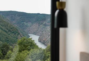 Caba  as Alcobas do Sil Ecoturismo has Balcony rooms