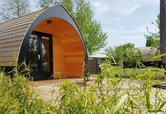 GreenFloat Boskoop - #1 has Balcony rooms