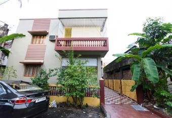 Sterling Baishakhi has Balcony rooms