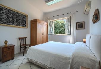 Domus Luna has Balcony rooms