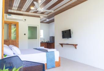 Western sky has Balcony rooms