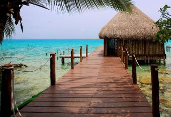 Hotel Rancho Encantado has rooms with a private hot tub