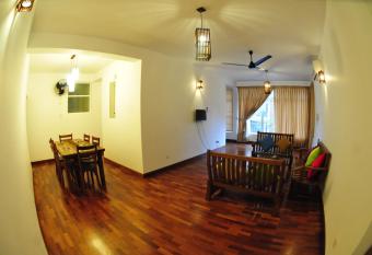 City Square Residencies has Balcony rooms