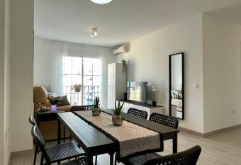 Moderno piso de 3 dormitorios en la playa de Rincon de la Victoria Malaga has Balcony rooms