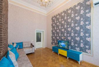 Stay Inn Lovely City Center apartment allows 18 year olds to book a room