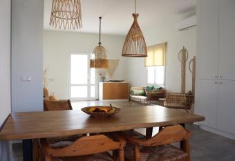 Cassandra s Haven has Balcony rooms