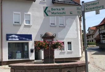 Ferienwohnung Krayenbergblick allows 18 year olds to book a room