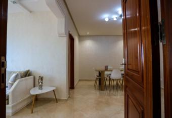 LA PERLE RARE has Balcony rooms