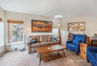 Views, Hiking Trails Galore, Walk to Main Street From This Perfect Summer Getaway PA203 has Balcony rooms