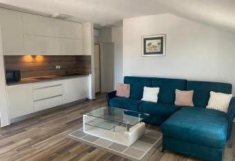 Apartman LOTA **** Gospi   centre has Balcony rooms