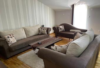 Premium Apartment Niksic has Balcony rooms