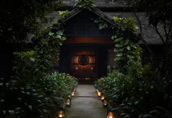 Tiger Tops Karnali Lodge has Balcony rooms