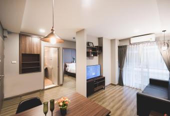 W2 RESIDENCE has Balcony rooms