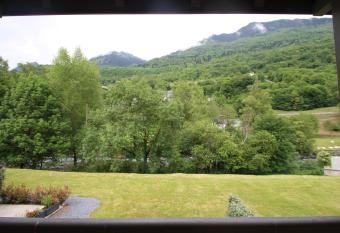 CG APPART**4 PERS VUE GAVE BALCON 5 MN LUZ has Balcony rooms