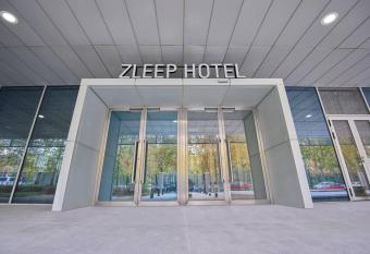 Zleep Madrid Airport allows 18 year olds to book a room