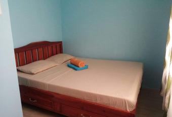 Victoria s Apartment at Pathmosville has Balcony rooms