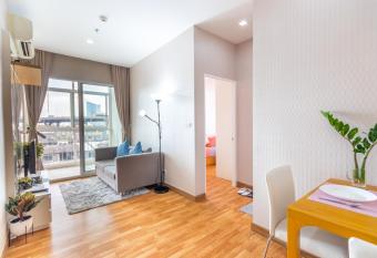 The Coast Bangkok Skywalk to BTS & BITECH Bangna has Balcony rooms