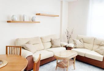 Centric 2 bedrooms Apartment near to the beach - by TENERIFEHINTS has Balcony rooms