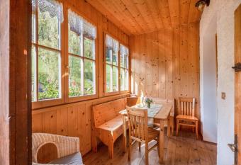 Pausahof - Apartment Abendsonne has Balcony rooms