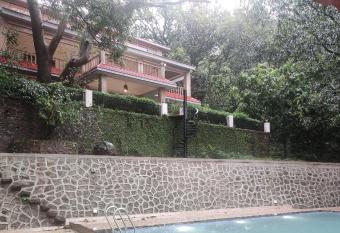 Taskeen Villa, 5 BHK with Pool, Khandala, Lonavala has Balcony rooms