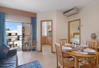 Apartamento Zarco 307 has Balcony rooms