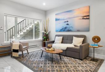 Willow Suite has Balcony rooms