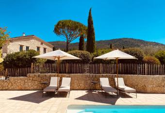 La Bastide des Oliviers Provence - Mirabel aux Baronnies has Balcony rooms