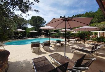 El Patio Hotel has Balcony rooms