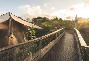 Terragora Lodges - H  bergement atypique has Balcony rooms