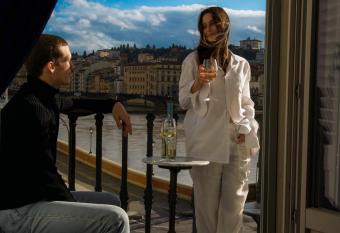 Residenza Vespucci has Balcony rooms