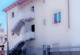 KARIS KAIROS allows 18 year olds to book a room