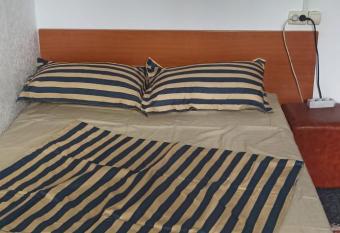 Studio pe Some   allows 18 year olds to book a room