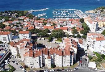 Apartment Miragge has Balcony rooms