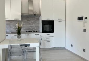 La Casa di Iacchiml allows 18 year olds to book a room