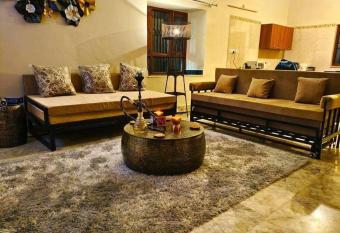 Shivalaya cottage,Home away from home,mehragaon,bhimtal has Balcony rooms