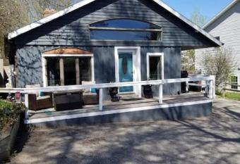 The Lake Lodge at Big Pine Island has Balcony rooms